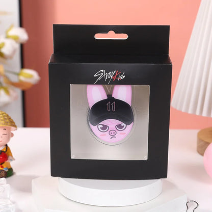 Broche Lumineuse SKZOO Stray Kids – Pin’s Acrylique LED (Unité ou Set)