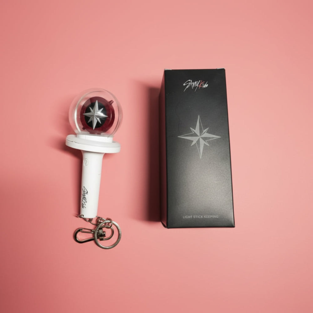 Porte-clés Mini Lightstick Stray Kids LED – Accessoire STAY K-pop | Sac & Collection