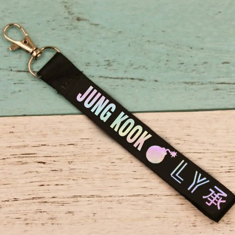 Porte-clés BTS Love Yourself – Nom de Membre