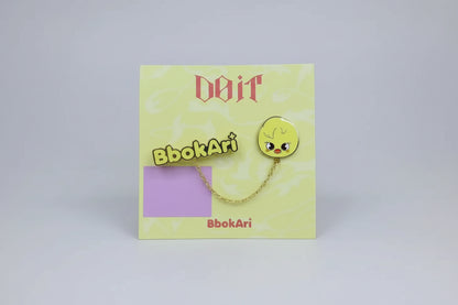 Broche collar pin SKZOO BokAri Stray Kids DOIT Era - pin métal chaîne dorée