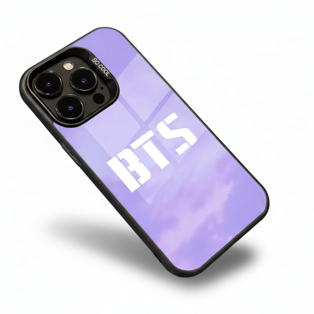 Coque telephone BTS kpop violette avec logo BTS design minimaliste merch fan iphone cover