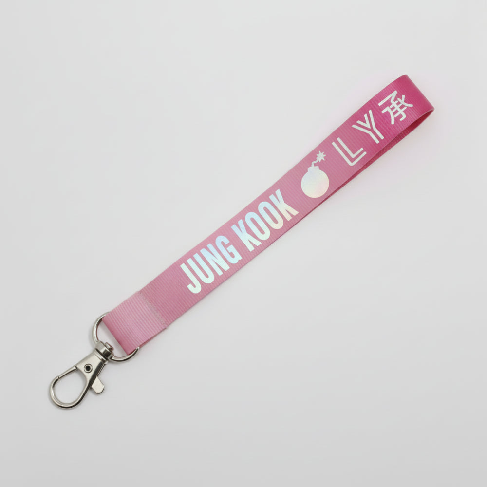 Porte-clés BTS Jungkook Love Yourself rose lanyard kpop merch accessoire fan